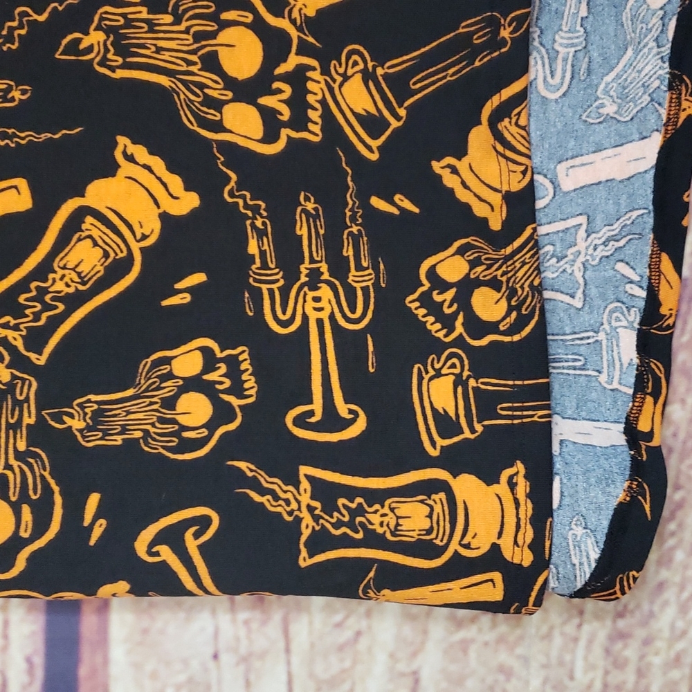 🚫⭐NWT LuLaRoe Halloween Top 🎃 - Picture 2 of 4